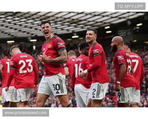 纽卡斯尔联对阵曼联，防守效率排名前三球队迎战中场失衡对手